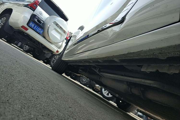 Used Buick GL8 New Energy 2024 Lu Zun Luxury Edition 7-Seater Right Side Sill