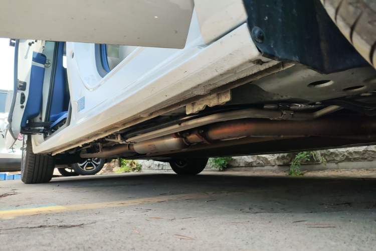 Used Buick GL8 New Energy 2024 Lu Zun Luxury Edition 7-Seater Right Side Sill