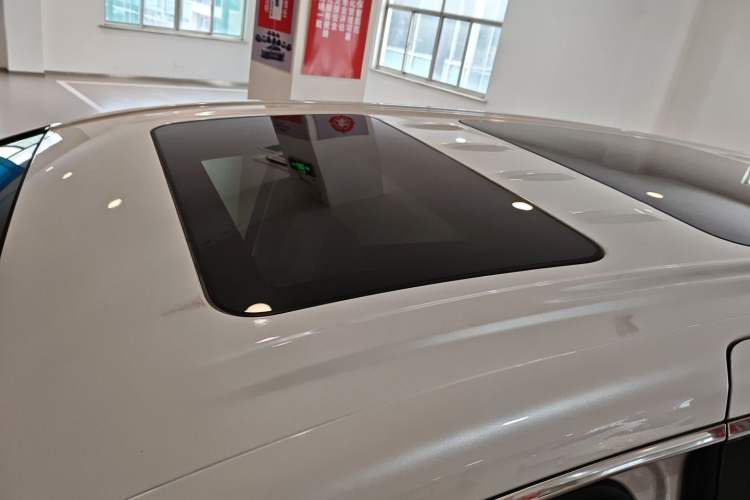 Used Buick GL8 New Energy 2024 Lu Zun Luxury Edition 7-Seater Roof