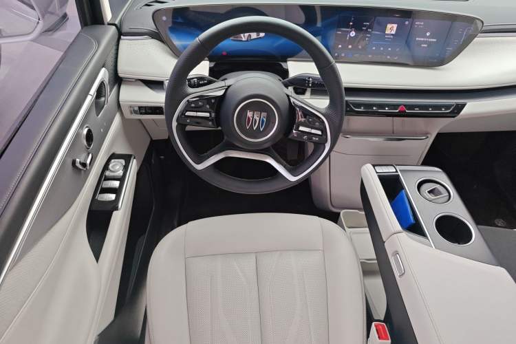 Used Buick GL8 New Energy 2024 Lu Zun Deluxe Edition 7-Seater Steering Wheel