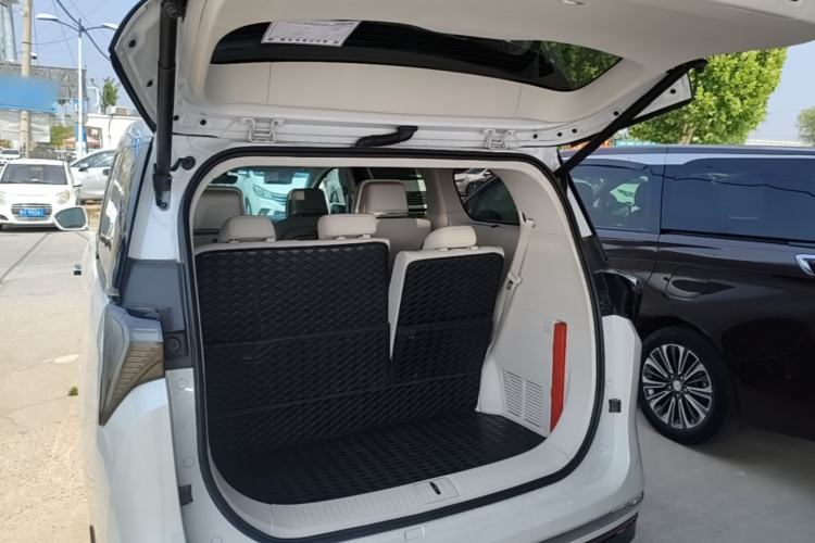 Used Buick GL8 New Energy 2024 Lu Zun Deluxe Edition 7-Seater Trunk