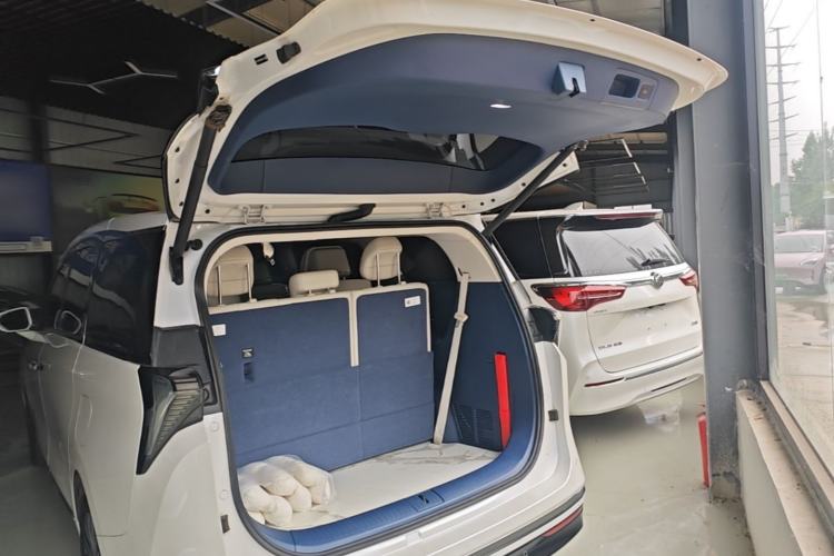 Used Buick GL8 New Energy 2024 Lu Zun Luxury Edition 7-Seater Trunk