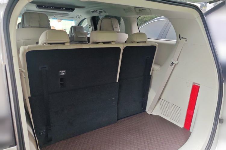 Used Buick GL8 New Energy 2024 Lu Zun Smart Edition 7-Seater Trunk