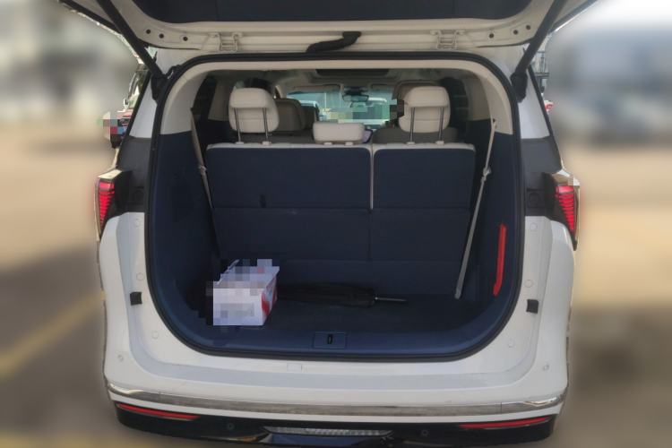 Used Buick GL8 New Energy 2024 Lu Zun Luxury Edition 7-Seater Trunk