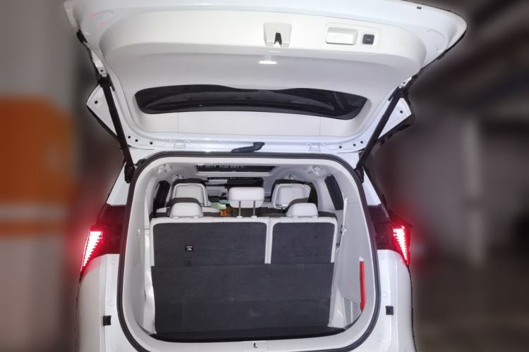 Used Buick GL8 New Energy 2024 Lu Zun Deluxe Edition 7-Seater Trunk