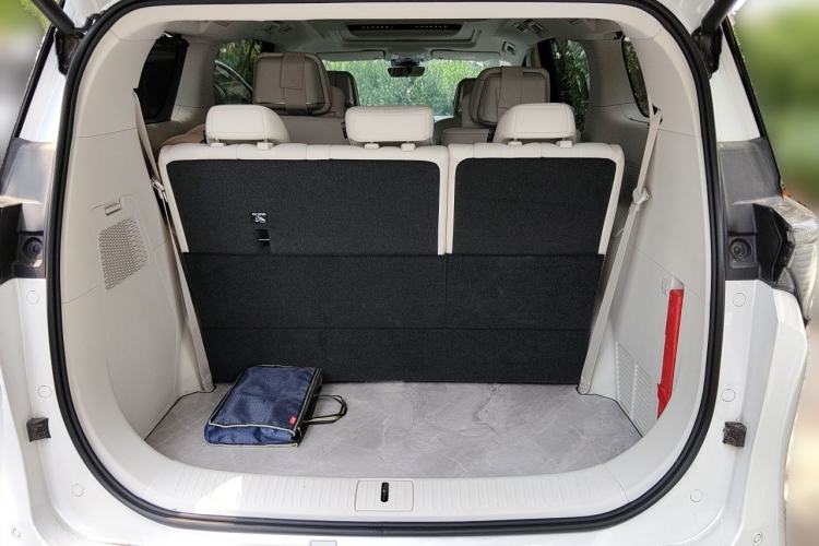 Used Buick GL8 New Energy 2024 Lu Zun Deluxe Edition 7-Seater Trunk
