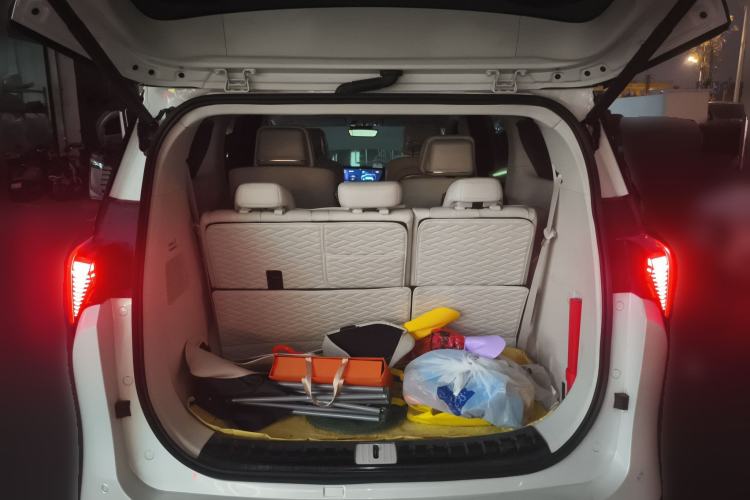 Used Buick GL8 New Energy 2024 Lu Zun Deluxe Edition 7-Seater Trunk