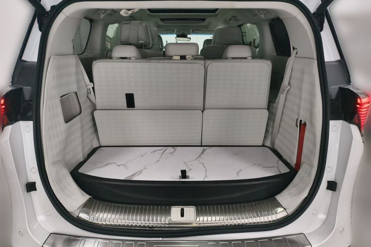 Used Buick GL8 New Energy 2024 Lu Zun Deluxe Edition 7-Seater Trunk