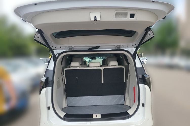 Used Buick GL8 New Energy 2024 Lu Zun Deluxe Edition 7-Seater Trunk