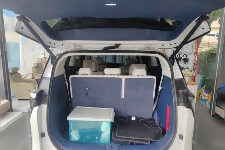 Used Buick GL8 New Energy 2024 Lu Zun Luxury Edition 7-Seater Trunk
