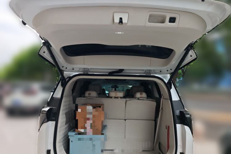 Used Buick GL8 New Energy 2024 Lu Zun Deluxe Edition 7-Seater Trunk