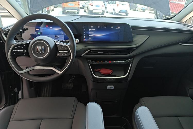 Used Buick GL8 New Energy 2025 Lu Shang Smart Enjoyment Edition 7-Seater Center Console