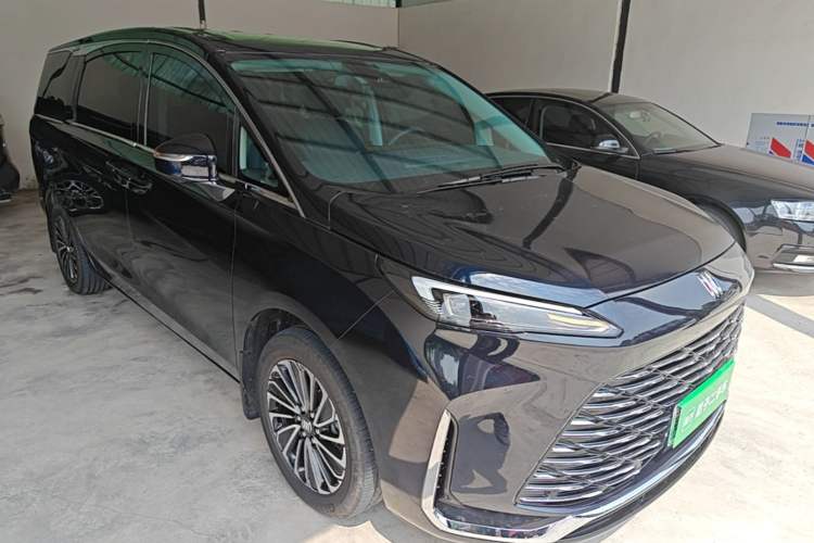 Used Buick GL8 New Energy 2025 Lu Shang Smart Enjoyment Edition 7-Seater Front Right 45 Deg