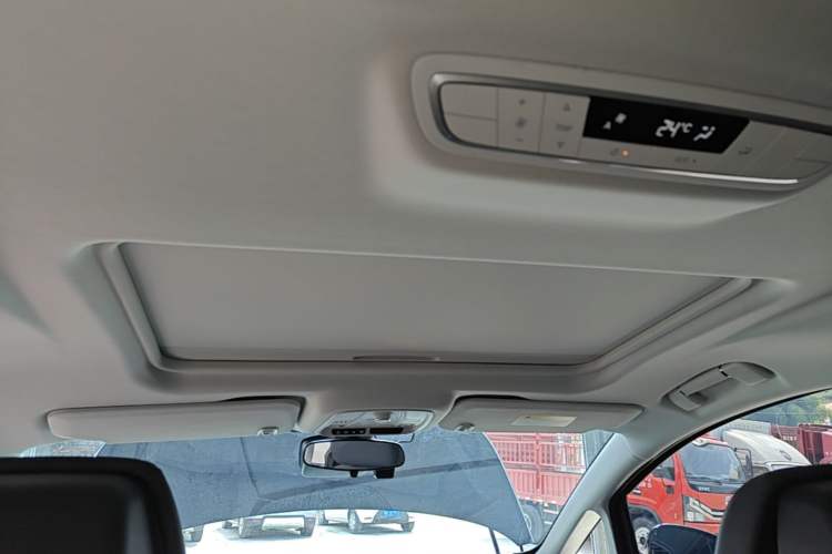Used Buick GL8 New Energy 2025 Lu Shang Smart Enjoyment Edition 7-Seater Headliner