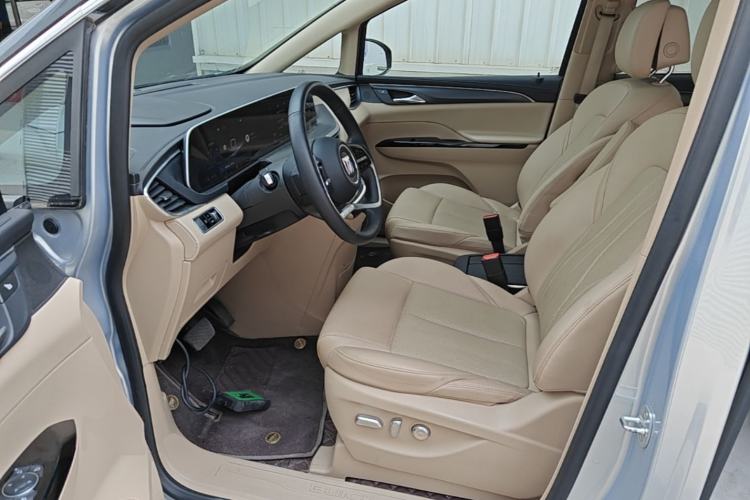 Used Buick GL8 New Energy 2025 Lu Shang Luxury Edition 7-Seater Left Front Seat