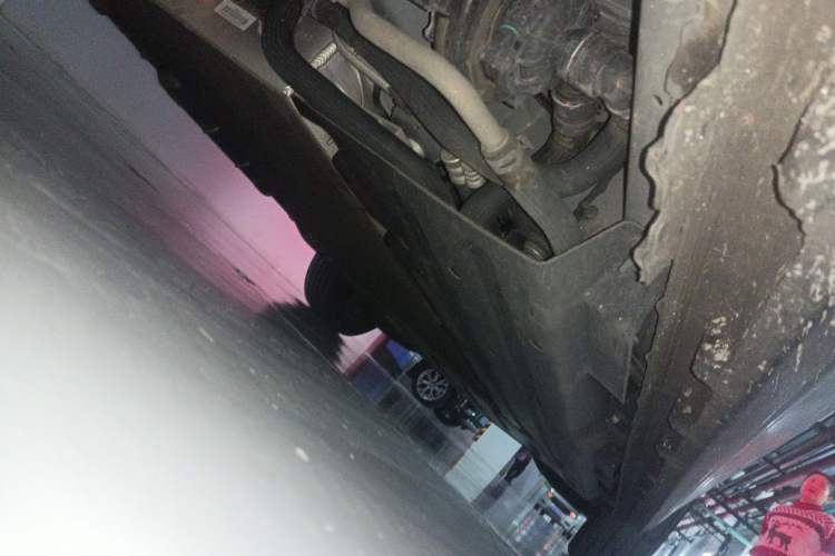 Used Buick GL8 New Energy 2025 Lu Shang Luxury Edition 7-Seater Chassis Front Left