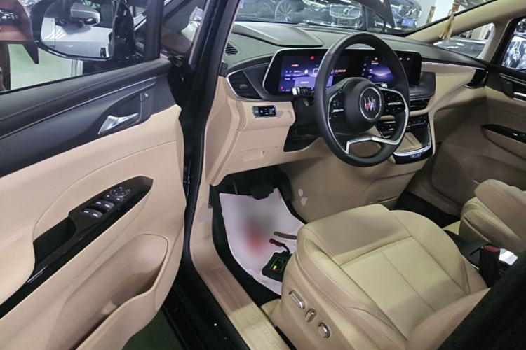 Used Buick GL8 New Energy 2025 Lu Shang Luxury Edition 7-Seater Driver Seat