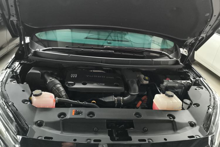 Used Buick GL8 New Energy 2025 Lu Shang Luxury Edition 7-Seater Engine Bay