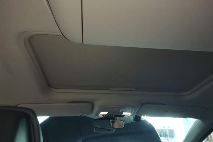 Used Buick GL8 New Energy 2025 Lu Shang Luxury Edition 7-Seater Headliner