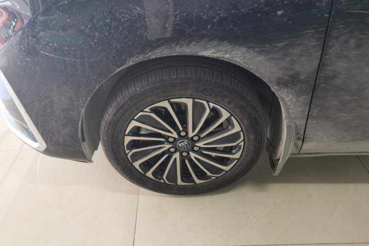 Used Buick GL8 New Energy 2025 Lu Shang Luxury Edition 7-Seater Left Front Wheel Hub