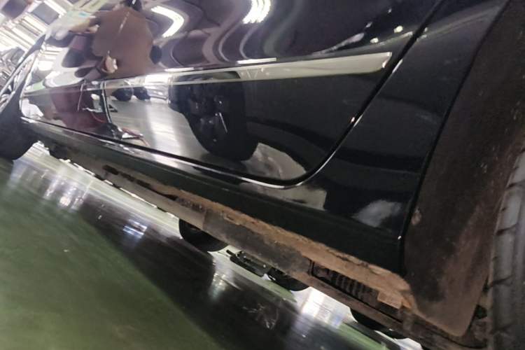Used Buick GL8 New Energy 2025 Lu Shang Luxury Edition 7-Seater Left Side Sill