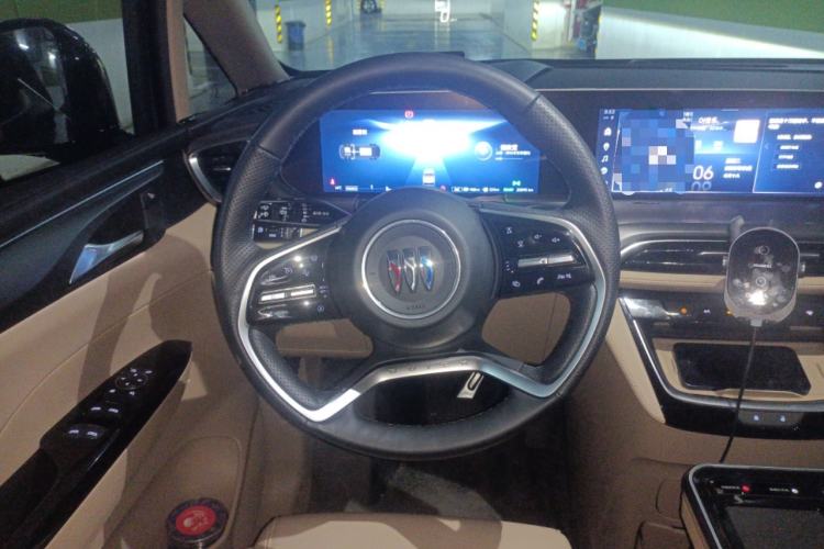 Used Buick GL8 New Energy 2025 Lu Shang Luxury Edition 7-Seater Steering Wheel