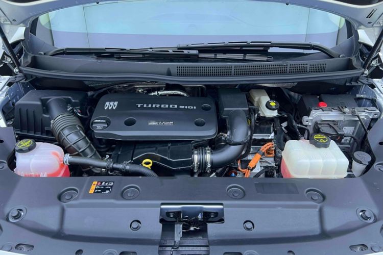 Used Buick GL8 New Energy 2025 Lu Shang Luxury Edition 7-Seater Engine Bay