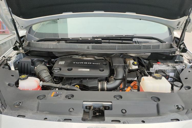 Used Buick GL8 New Energy 2025 Lu Shang Luxury Edition 7-Seater Engine Bay