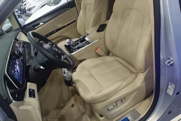 Used Buick GL8 New Energy 2025 Lu Shang Luxury Edition 7-Seater Left Front Seat