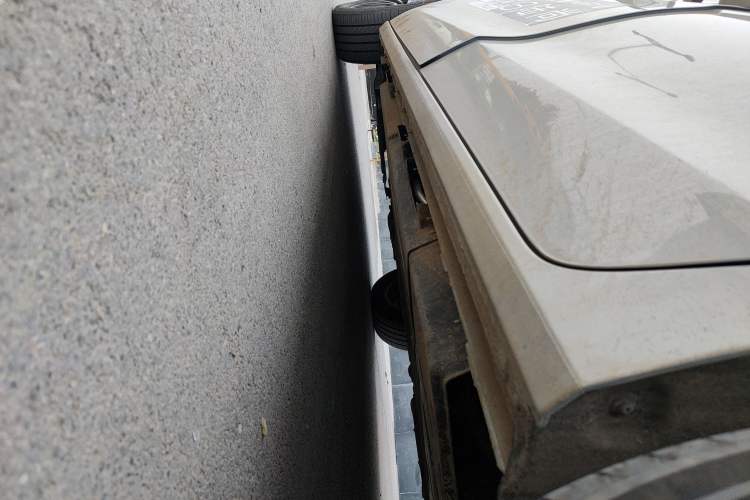 Used Buick GL8 New Energy 2025 Lu Shang Luxury Edition 7-Seater Left Side Sill