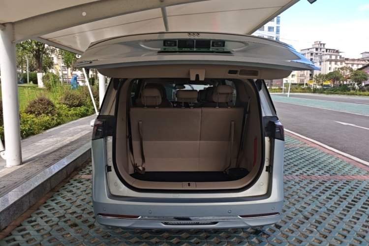 Used Buick GL8 New Energy 2025 Lu Shang Luxury Edition 7-Seater Trunk