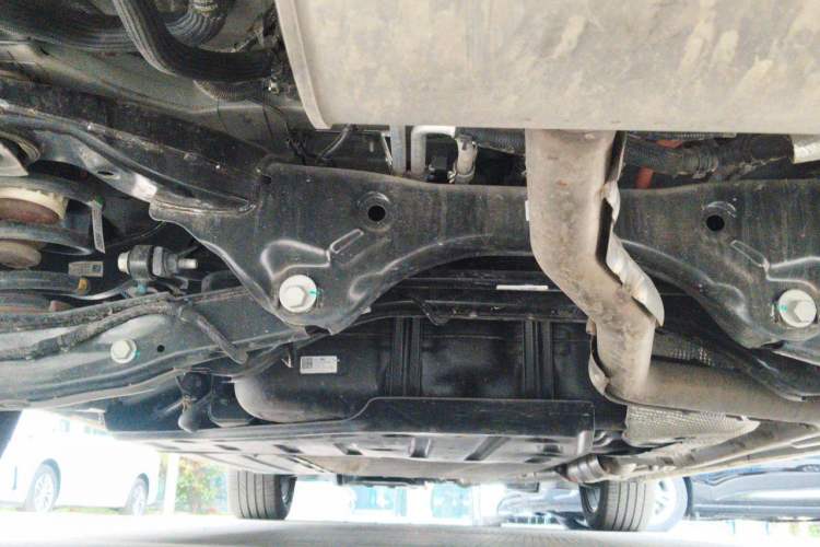Used Buick GL8 New Energy 2025 Lu Shang Luxury Edition 7-Seater Chassis Rear