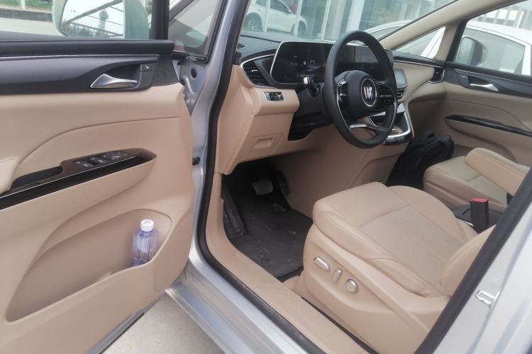 Used Buick GL8 New Energy 2025 Lu Shang Luxury Edition 7-Seater Driver Seat