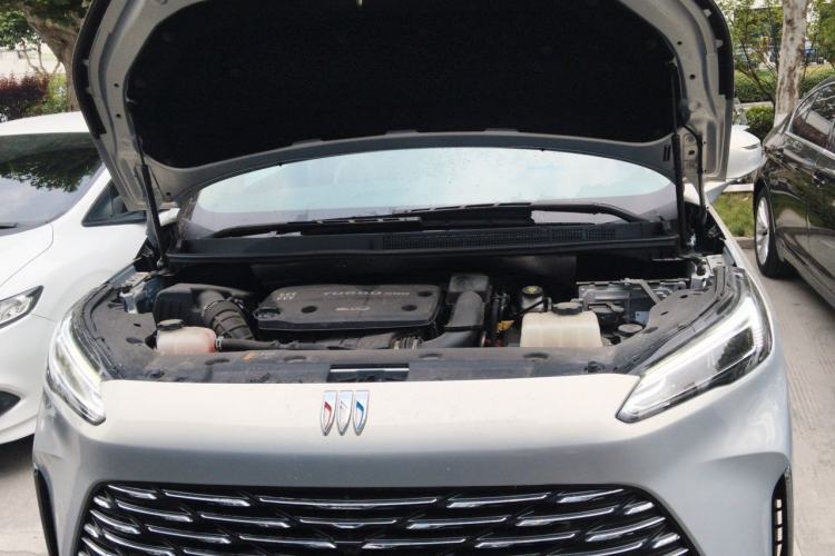 Used Buick GL8 New Energy 2025 Lu Shang Luxury Edition 7-Seater Engine Bay