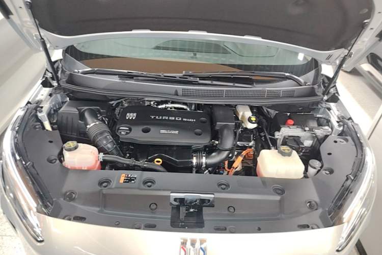 Used Buick GL8 New Energy 2025 Lu Shang Luxury Edition 7-Seater Engine Bay
