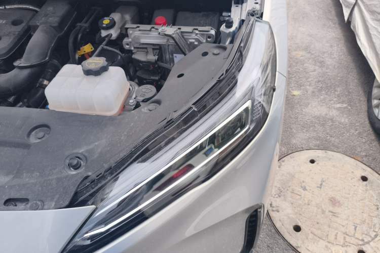 Used Buick GL8 New Energy 2025 Lu Shang Smart Enjoyment Edition 7-Seater Engine Bay Left