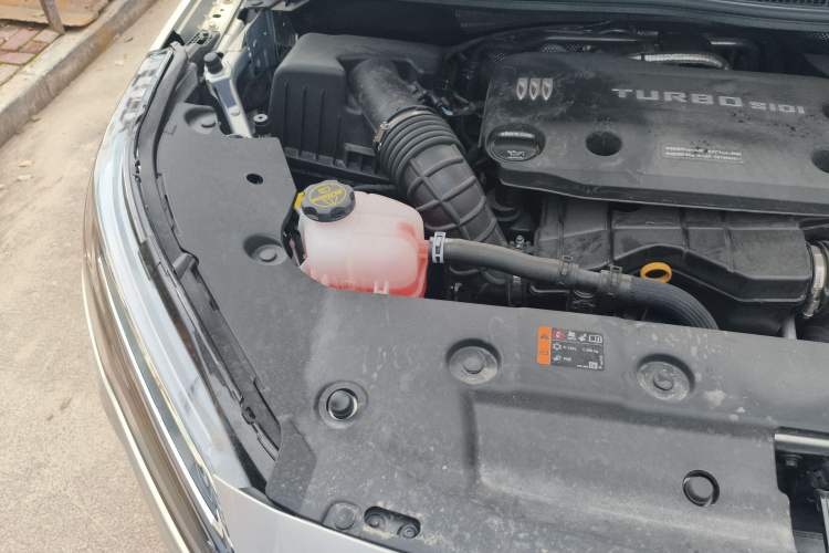 Used Buick GL8 New Energy 2025 Lu Shang Smart Enjoyment Edition 7-Seater Engine Bay Right
