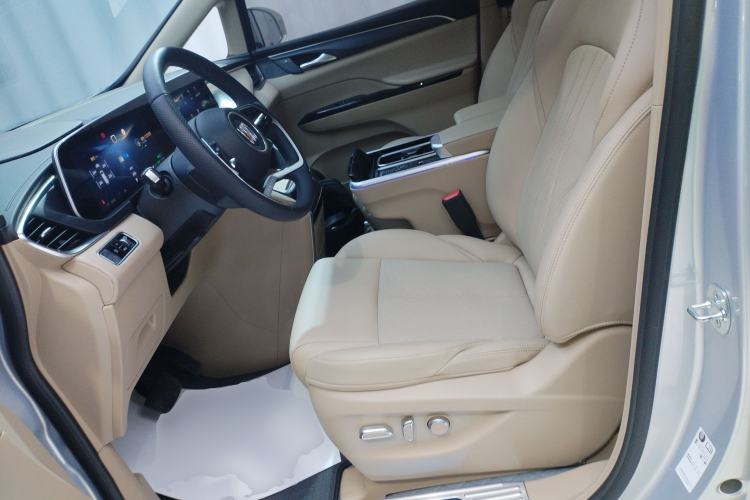 Used Buick GL8 New Energy 2025 Lu Shang Luxury Edition 7-Seater Left Front Seat
