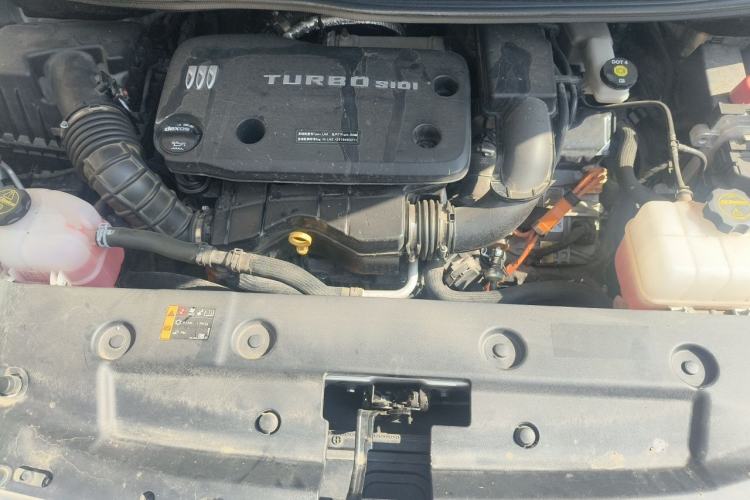 Used Buick GL8 New Energy 2025 Lushang First-Drive Edition 7-Seater Engine Bay