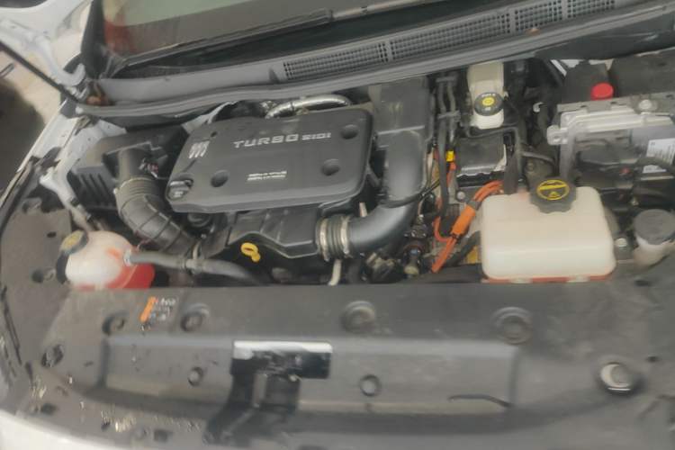 Used Buick GL8 New Energy 2025 Lu Shang Luxury Edition 7-Seater Engine Bay
