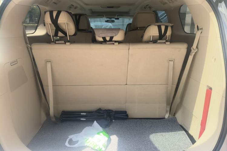 Used Buick GL8 New Energy 2025 Lushang First-Drive Edition 7-Seater Trunk