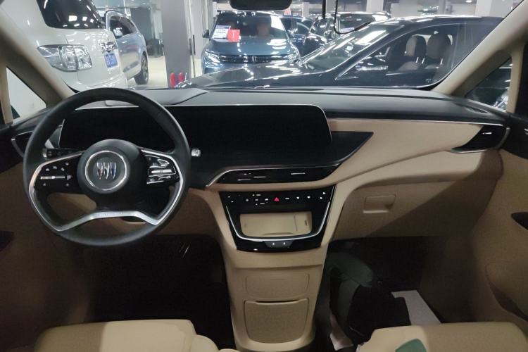 Used Buick GL8 New Energy 2025 Lu Shang Luxury Edition 7-Seater Center Console