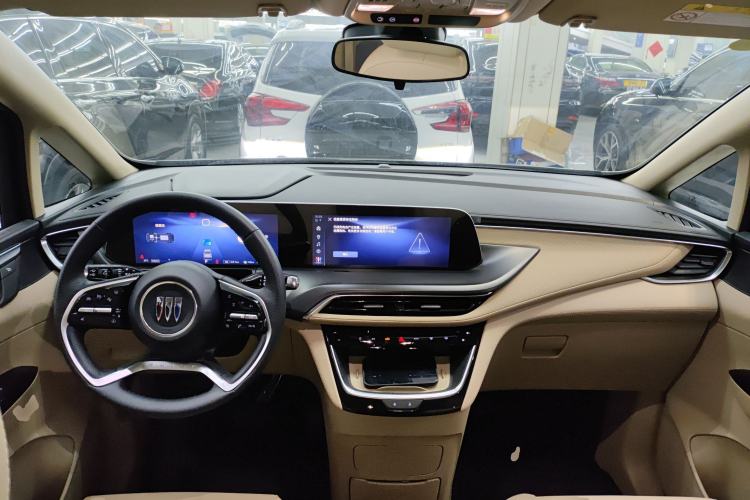 Used Buick GL8 New Energy 2025 Lu Shang Luxury Edition 7-Seater Center Console