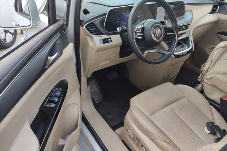 Used Buick GL8 New Energy 2025 Lu Shang Luxury Edition 7-Seater Driver Seat