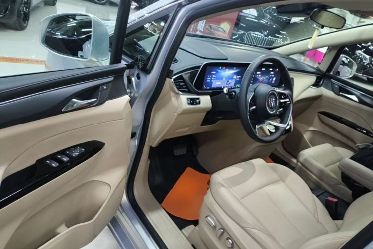 Used Buick GL8 New Energy 2025 Lu Shang Luxury Edition 7-Seater Driver Seat