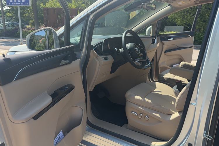 Used Buick GL8 New Energy 2025 Lu Shang Smart Enjoyment Edition 7-Seater Driver Seat