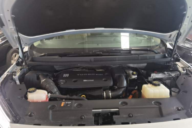Used Buick GL8 New Energy 2025 Lu Shang Luxury Edition 7-Seater Engine Bay