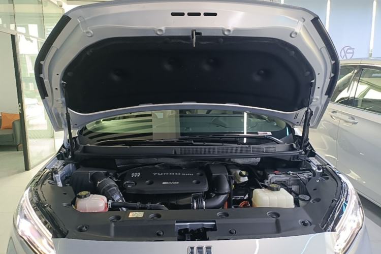 Used Buick GL8 New Energy 2025 Lu Shang Luxury Edition 7-Seater Engine Bay