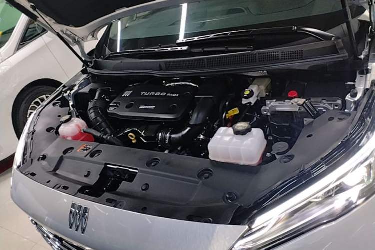 Used Buick GL8 New Energy 2025 Lu Shang Smart Enjoyment Edition 7-Seater Engine Bay