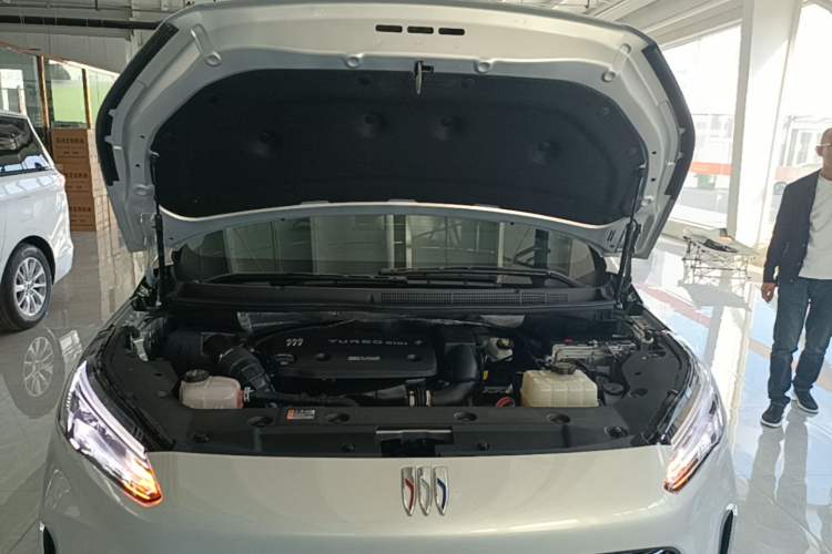 Used Buick GL8 New Energy 2025 Lu Shang Smart Enjoyment Edition 7-Seater Engine Bay